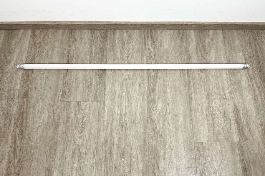 2 Leuchtstoffröhren, 20 Watt